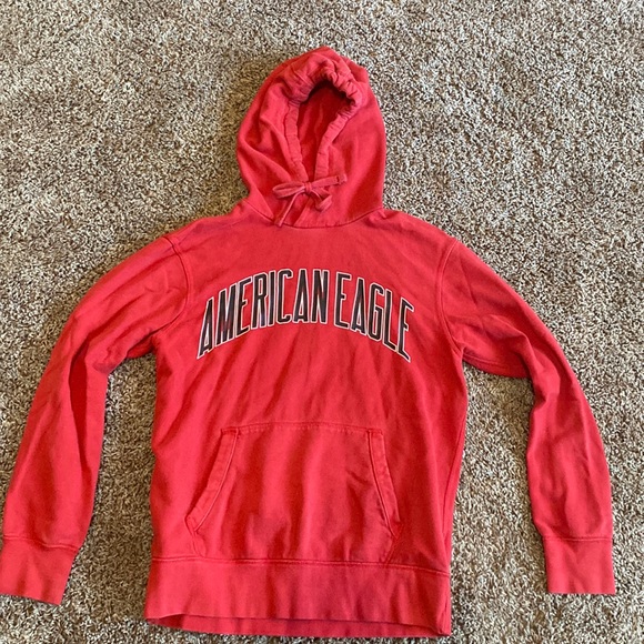 American Eagle Red sweatshirt size M - Picture 1 of 4